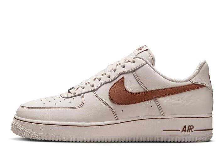 ☆  NIKE M AIR FORCE 1’07 LV8 ☆