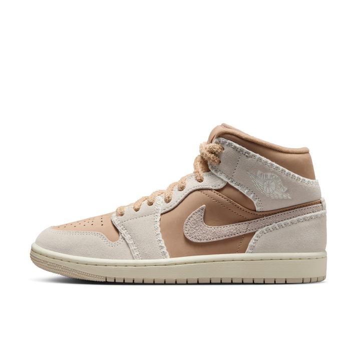 ☆NIKE W AIR JORDAN 1MID SE☆