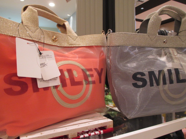 新作☆スマイリーバッグ
