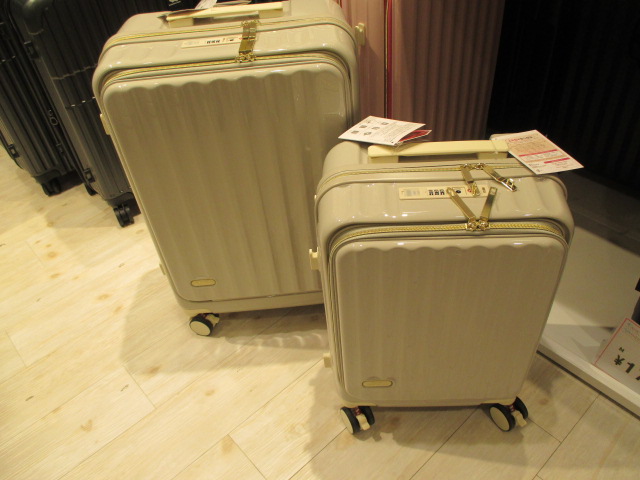 おすすめ、スーツケース♪